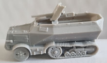Load image into Gallery viewer, 3D printed resin Unic command half track with 37mm
