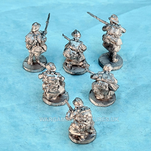Load image into Gallery viewer, FR01b French infantry skirmishing 2
