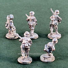 Load image into Gallery viewer, GW01d German Rifle Pack 4 in DAK Boots unpainted
