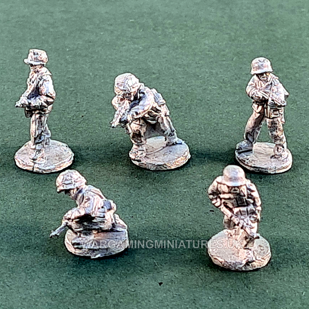 GW02 Germans with SMG's unpainted